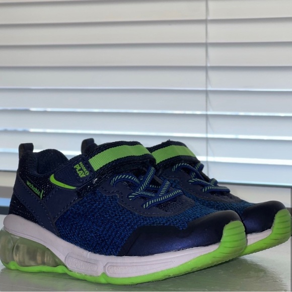 Stride Rite M2P Radiant Bounce Sneakers - Picture 4 of 4